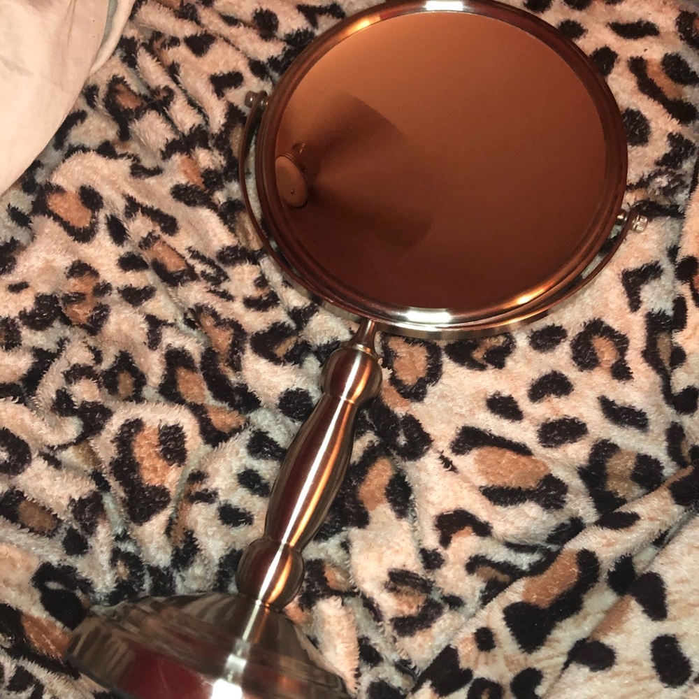 Vanity Table Mirror - Picture 2 of 2